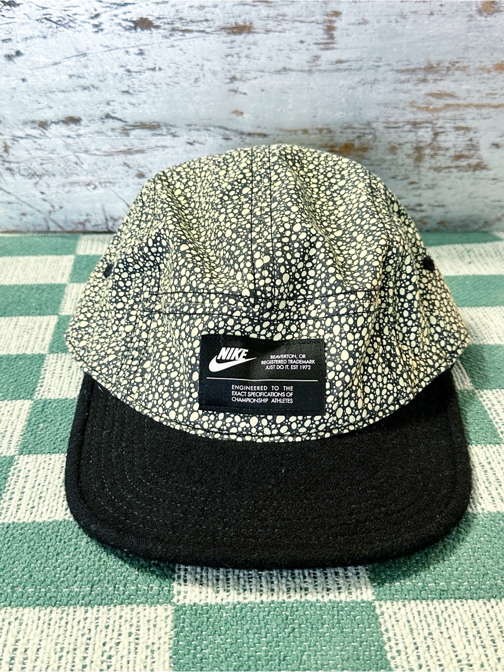 Rare Nike AW84 Animal Print 5 Panel Adjustable Strapback Hat Running 589454-720